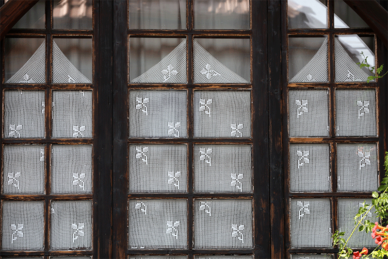 lace-window